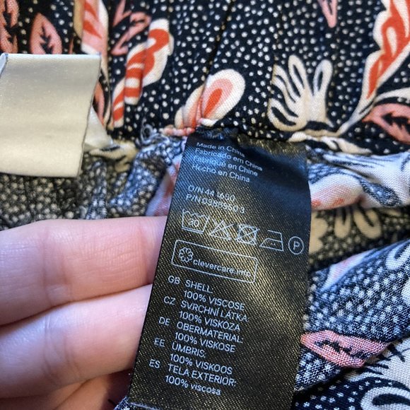 H&M pants - Picture 4 of 4